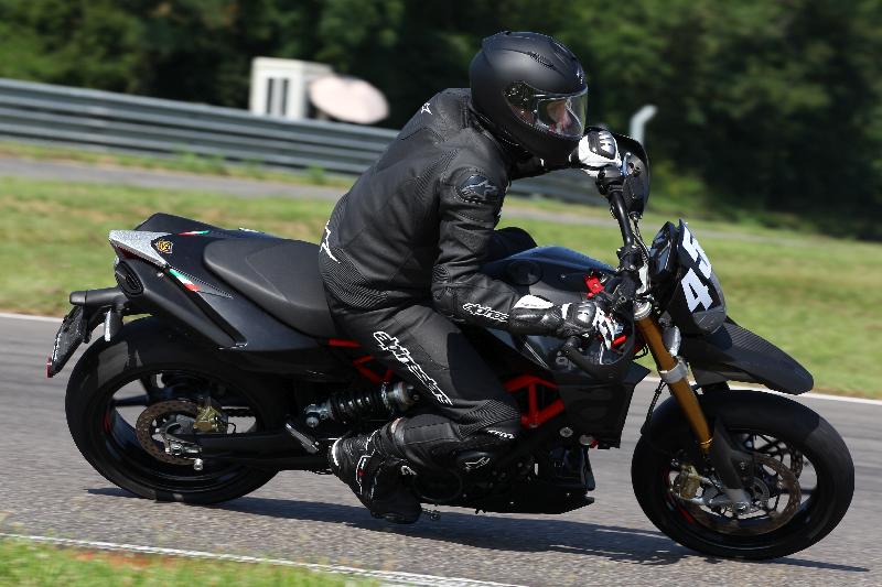 Archiv-2021/36 14.08.2021 Plüss Moto Sport ADR/Gruppe Einsteiger/458
